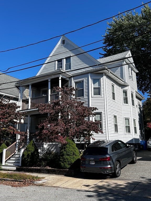 44 Dexter St Unit 1, Waltham, MA 02453 Condo for Rent in Waltham, MA