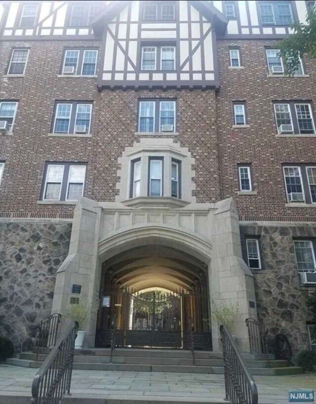 Foto principal - 275 Engle St