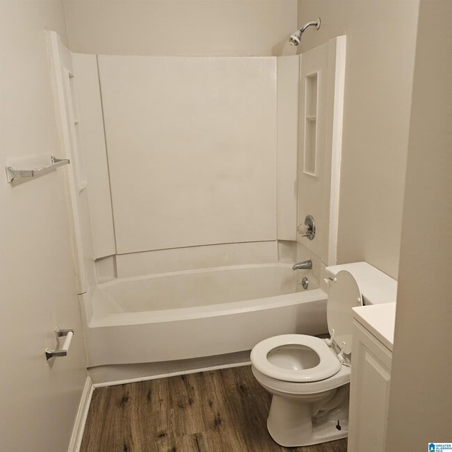 Building Photo - 2800 Avenue D