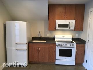 Building Photo - Studio, 1 bath Apartment - 8 1/2 East Beall