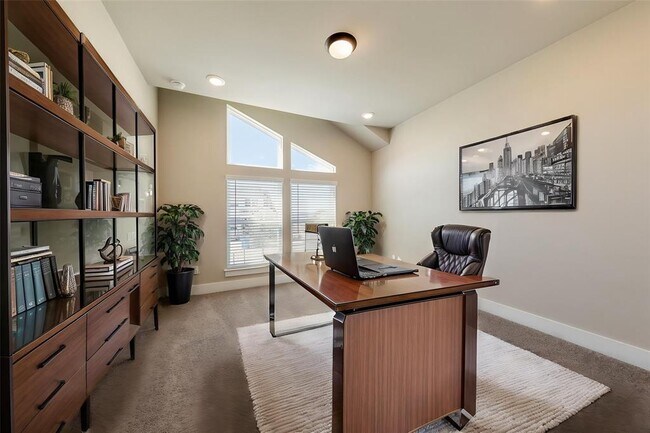 Building Photo - 1012 Sage Thrasher Cir