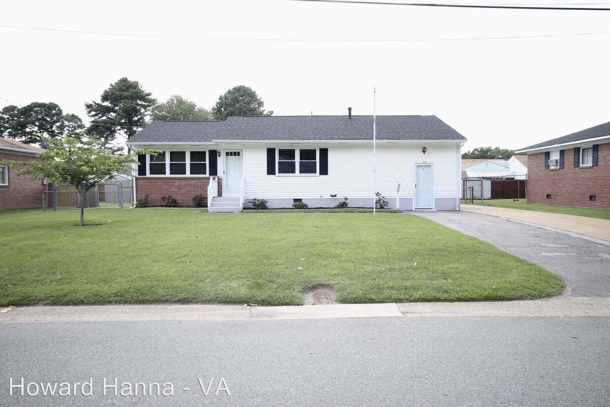 Foto principal - 3 br, 1 bath House - 789 Meade Lane