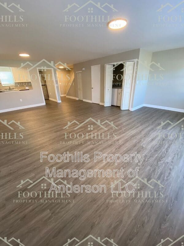 Foto del edificio - 500 Concord Rd