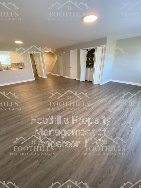 Building Photo - 500 Concord Rd