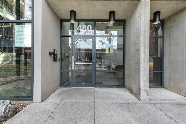 Foto del edificio - 480 John Wesley Dobbs Ave NE