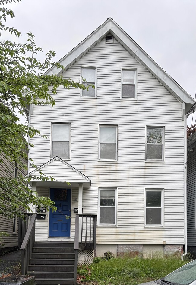 Building Photo - 104 Nash St