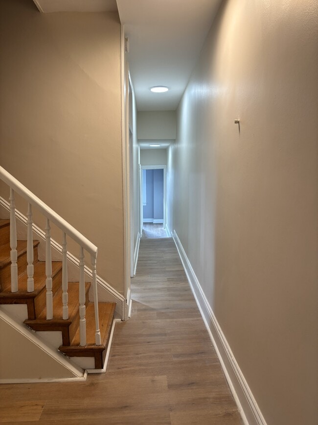 Building Photo - 2026 Druid Hill Ave