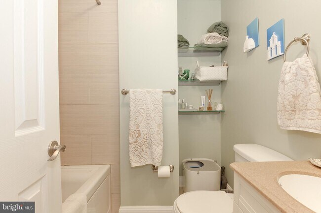 Foto del edificio - 4120 14th St NW