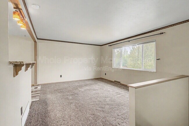 Building Photo - 4204 Hoyt St