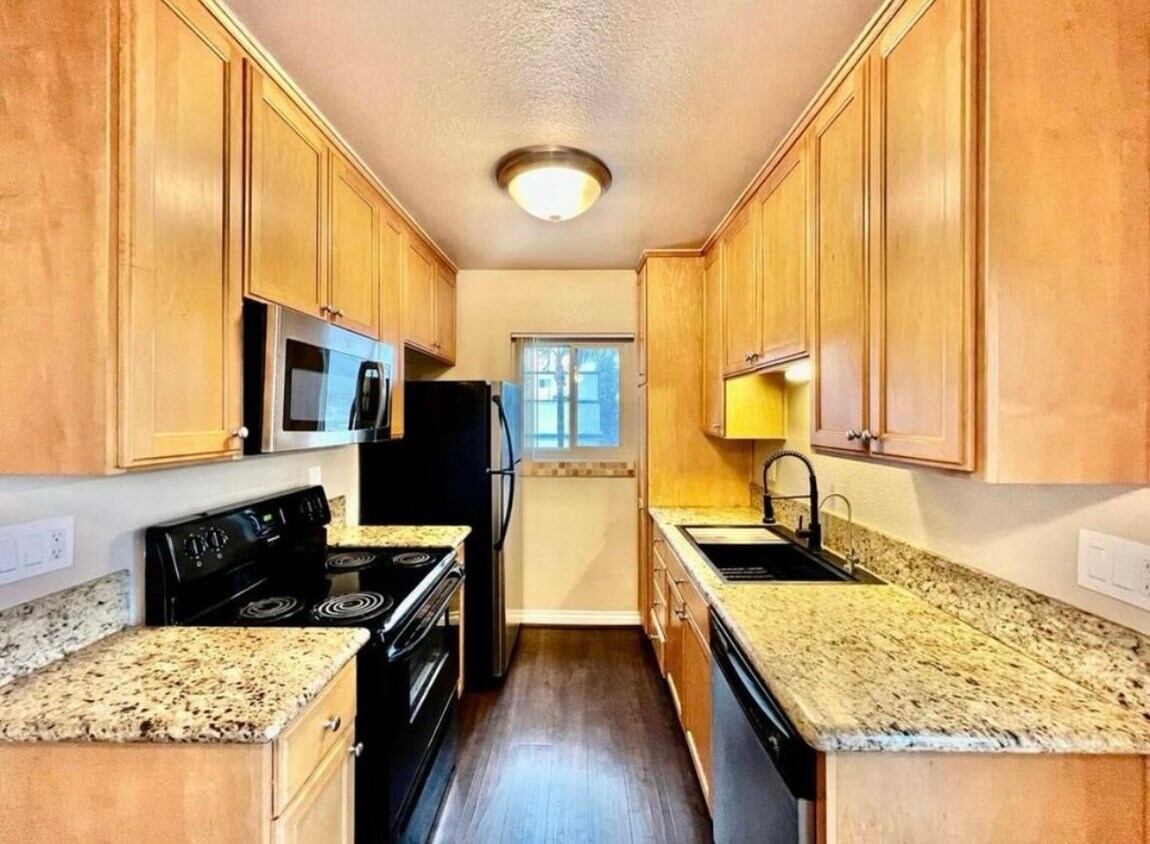 Foto principal - 615 9th St