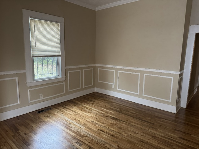 Foto del edificio - 43 Booker St NW