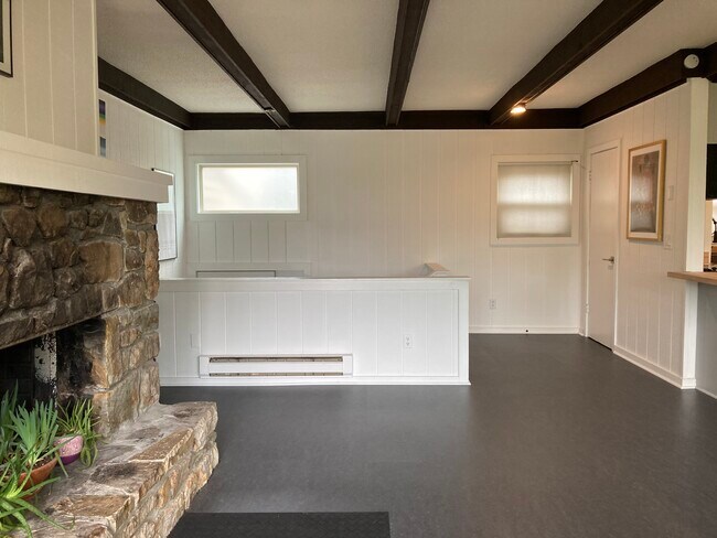 Foto del edificio - 111 Courtside Ln