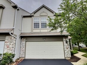Building Photo - 3142 Bromley Ln