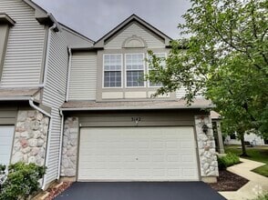 Building Photo - 3142 Bromley Ln