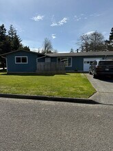 Building Photo - 2425 State St