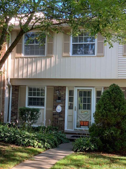 Building Photo - 1555 Brentwood