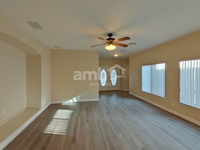 Foto del edificio - 1337 Cedar Berry Ct