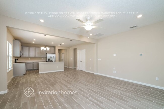 Building Photo - 9422 Lovage Ln