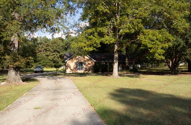 Foto del edificio - 1288 Swartz Fairbanks Rd