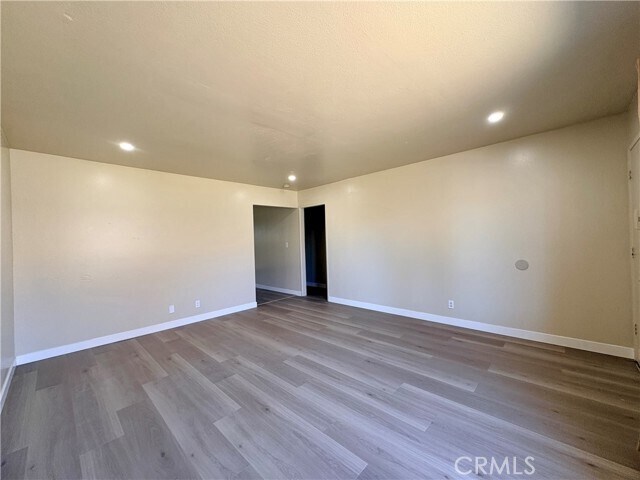 Foto del edificio - 4572 Canoga St