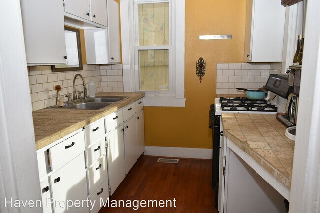 Foto del edificio - 2 br, 1 bath House - 628 N Anderson St
