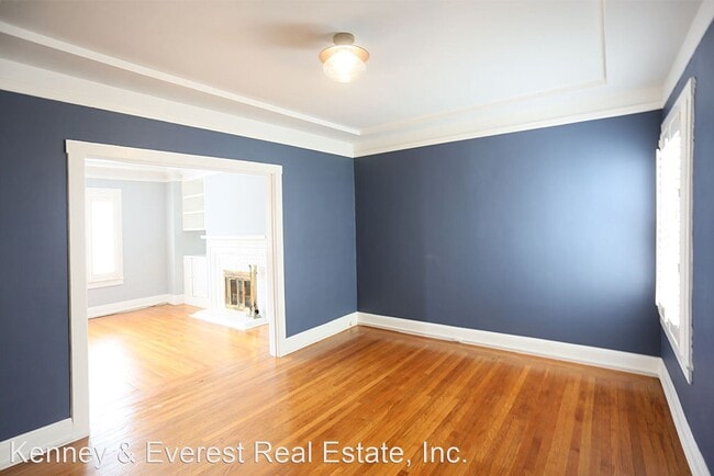 Building Photo - 2 br, 1 bath House - 1548 Chestnut