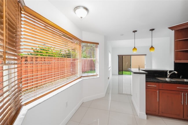 Foto del edificio - 4668 SW 153rd Ct