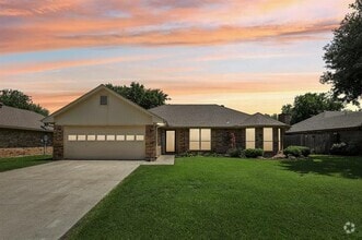 Building Photo - 9 Chimney Rock Dr
