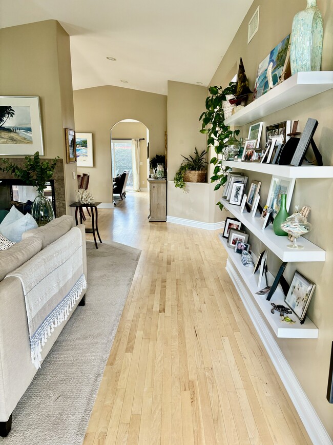 Entry featuring built ins - 24 Touran Ln