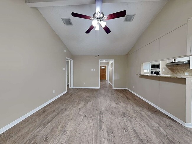 Building Photo - 801 Newport Blvd