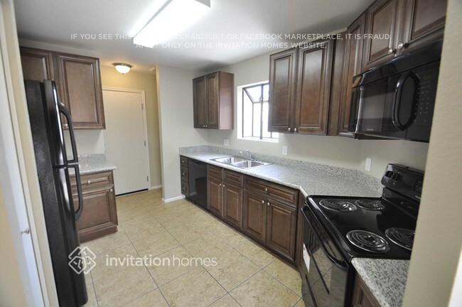 Foto del edificio - 10107 N 65th Ln