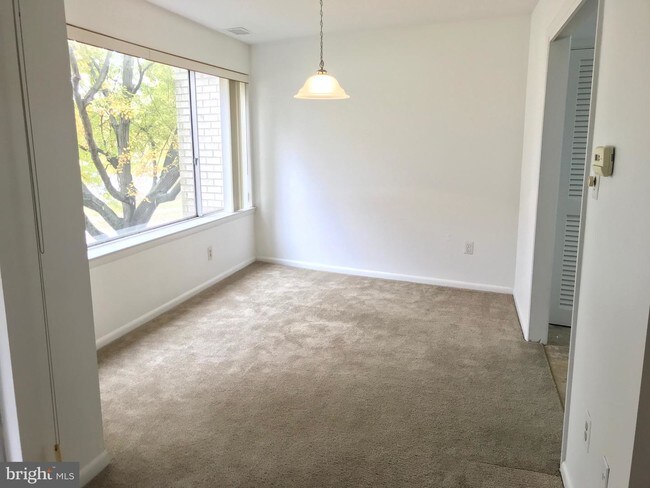 Foto del edificio - 14612 Bauer Dr