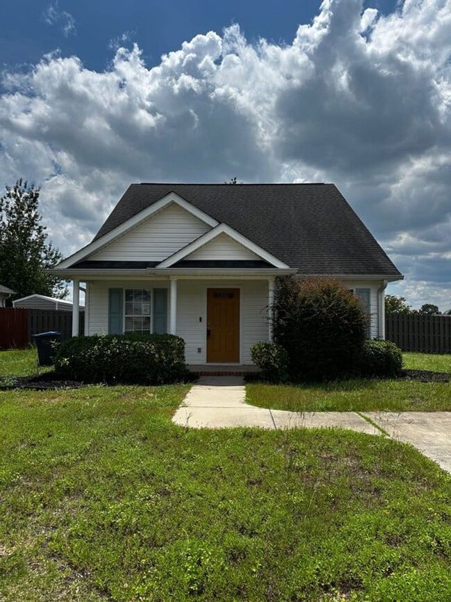 Building Photo - 2120 Whitney S Dr