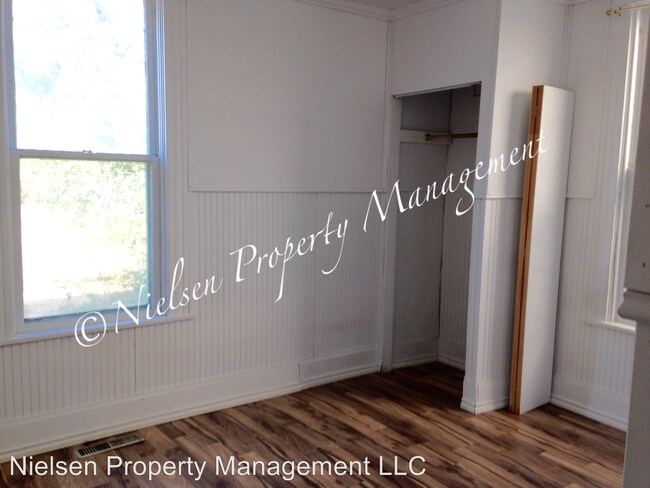 Building Photo - 3 br, 1 bath House - 837 Zarelda