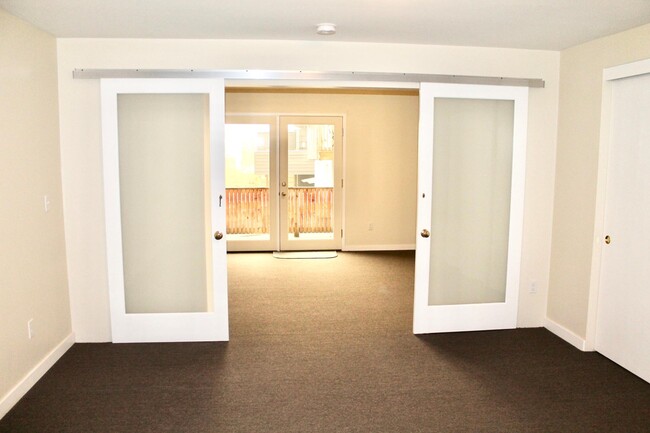 Foto del edificio - 2757 NW Quimby St
