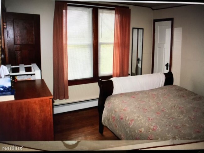 Foto del edificio - 2 br, 1 bath House - 1001 Spring St