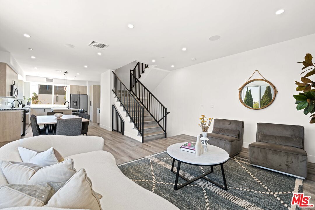 Foto principal - 2015 1/2-1951 Preuss Rd