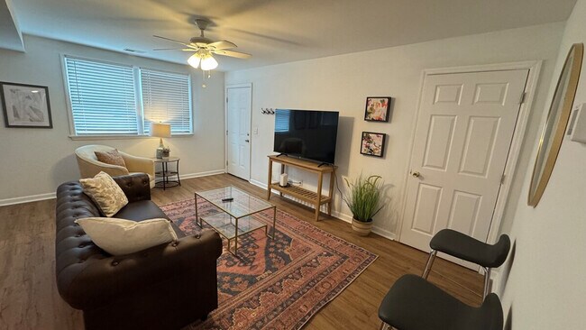 Foto del edificio - 2018 Morningside Dr