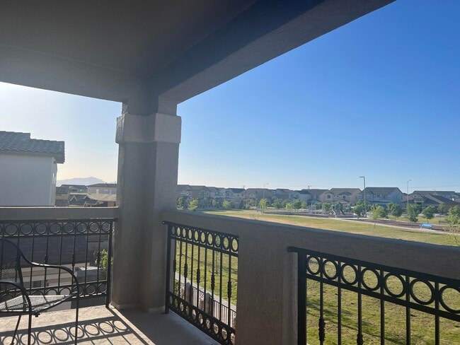 Building Photo - 4555 Marisabel Azcarate St