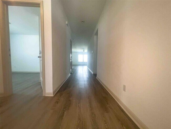 Building Photo - 116 Sweetwater Crk Ln