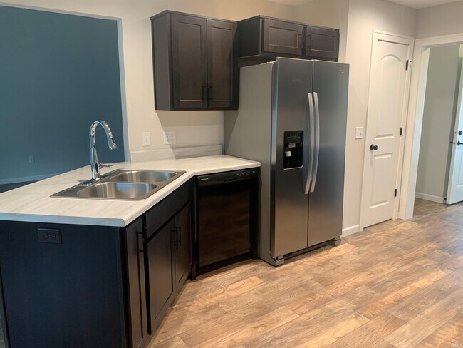 Foto del edificio - 5149 Pigeon Creek Ct