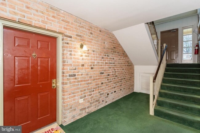 Building Photo - 201 Windmille Pointe Ct