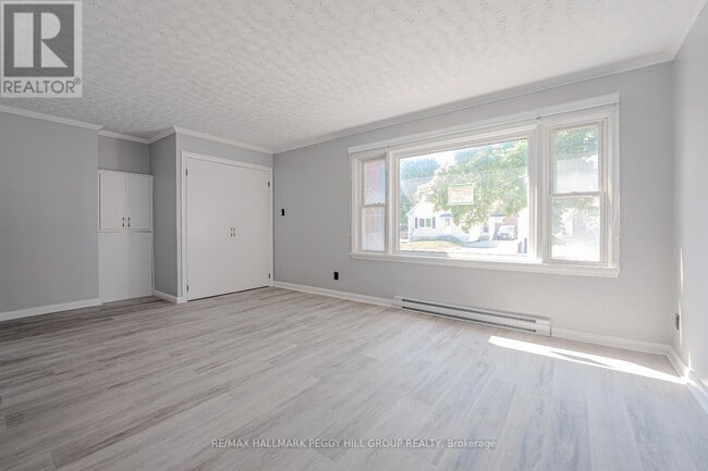 Building Photo - 76 John St