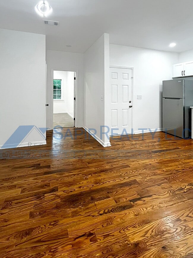 Building Photo - 1273 Oakland Terrace SW