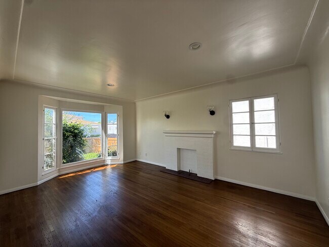 Foto del edificio - 5854 Arlington Ave