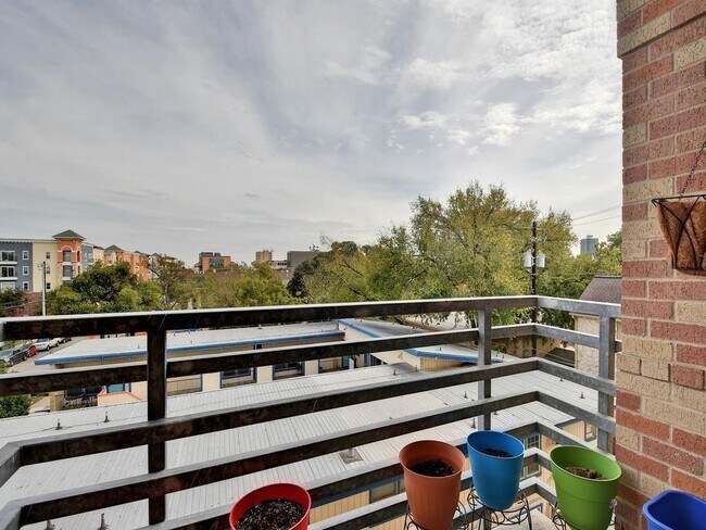 Foto del edificio - 711 W 26th