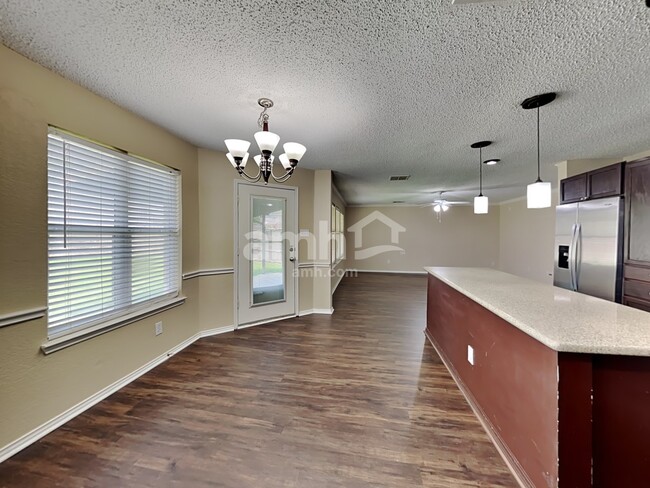 Building Photo - 8605 Arcadia Park Drive