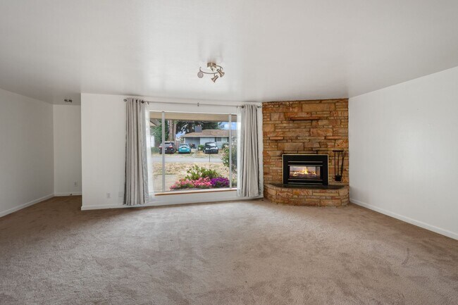 Foto del edificio - 3Bd/1.75Ba Renton House