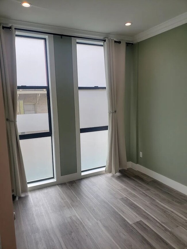 Foto del edificio - 918 Grant Ave