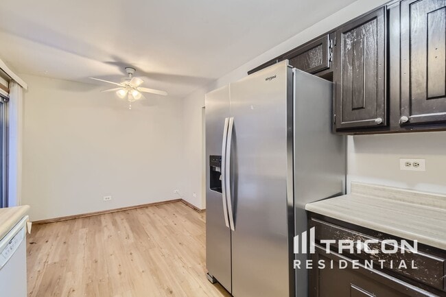Foto del edificio - 1510 Farrington Ct